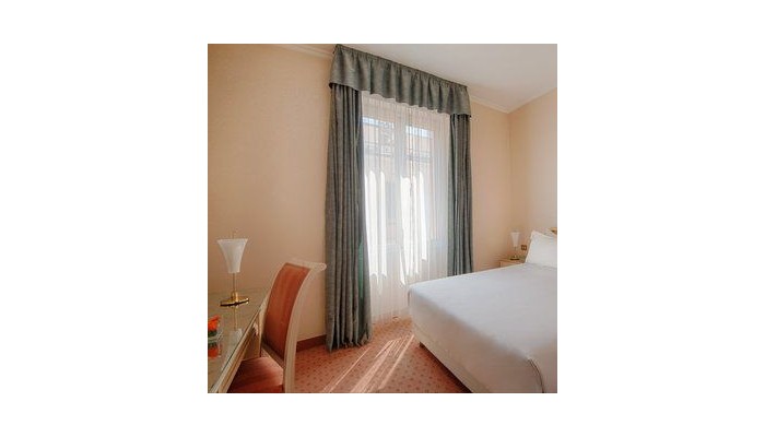 Hotel Nh Genova Centro poza 9