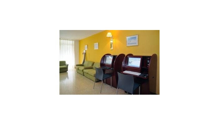 Aparthotel Esmeraldas poza 4