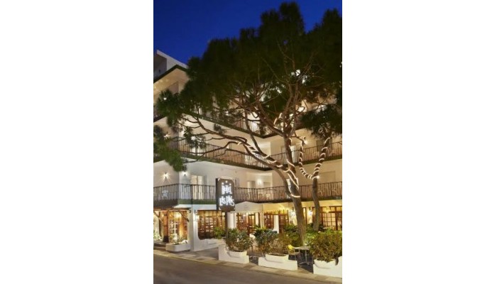 Els Pins Hotel poza 1