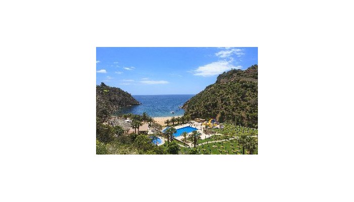 Giverola Resort poza 5