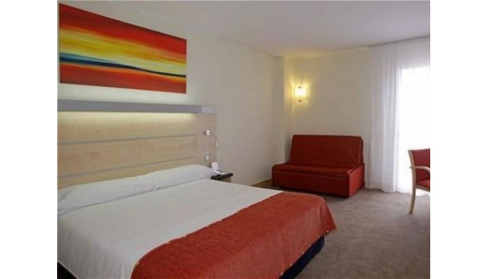 Holiday Inn Express Girona Hotel poza 1