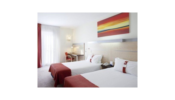 Hotel B And B Girona poza 5