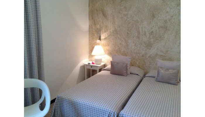 Hotel Bon Retorn - Figueres poza 9