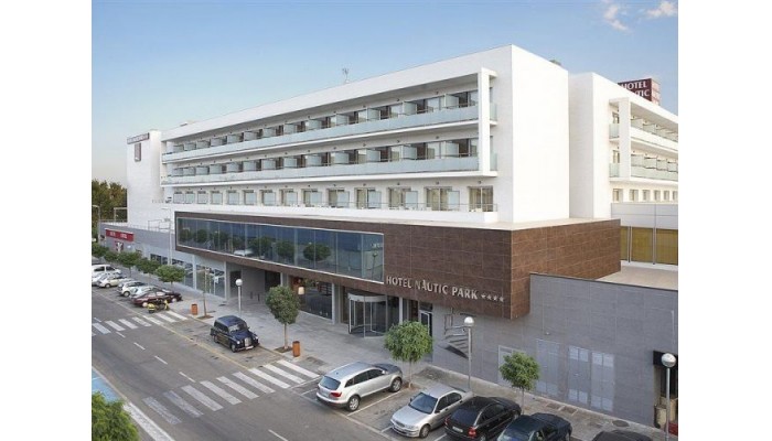 Hotel Fergus Style Nautic Park poza 1