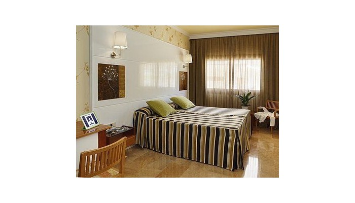 Hotel Spa Porto Cristo poza 9