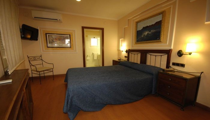 Hotel Trave - Figueres poza 4