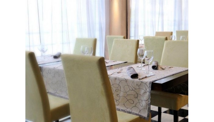 Salles Hotel Aeroport Girona poza 3