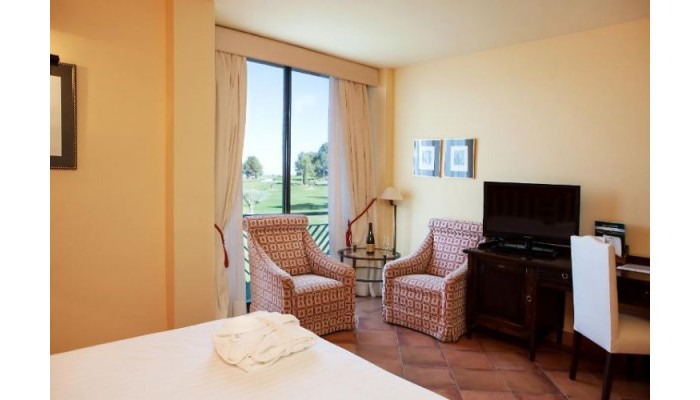 Torremirona Relais Hotel Golf & Spa poza 6