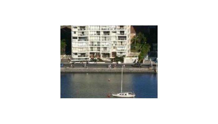 Beaconlea Tower Apartments poza 1