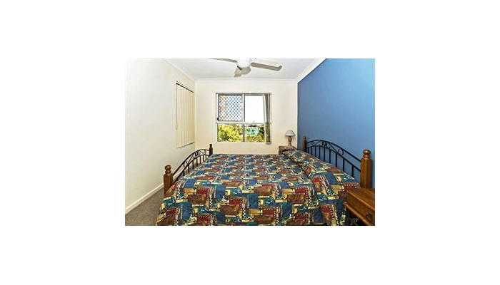 Budds Beach Apartments poza 9