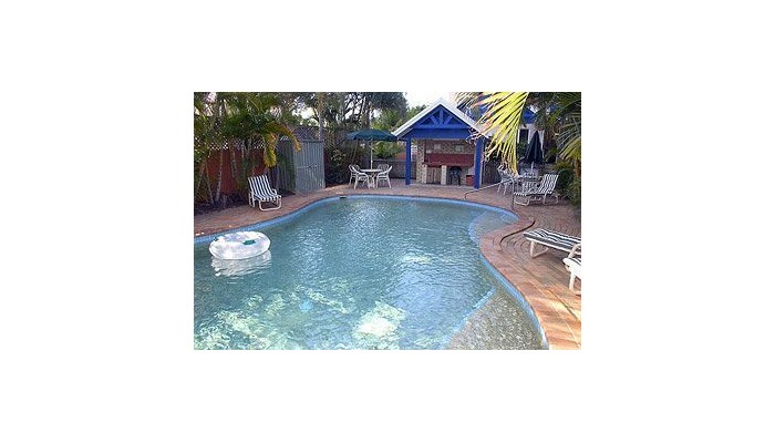 Budds Beach Apartments poza 8