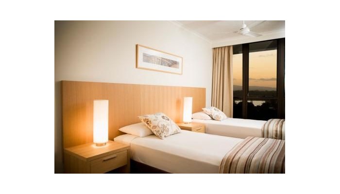 Hotel Breakfree Beachpoint poza 10