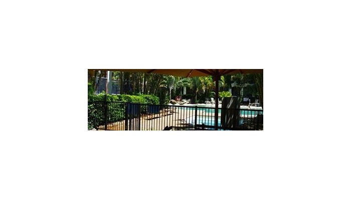 Sanctuary Lake Apartments poza 3