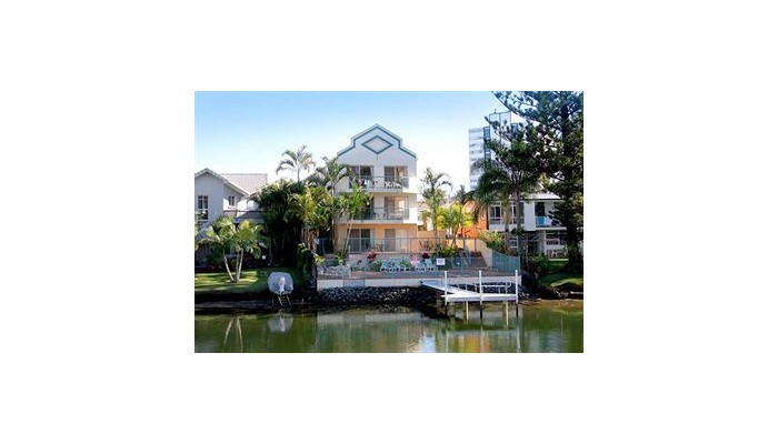 Surfers Riverside Apartments poza 2