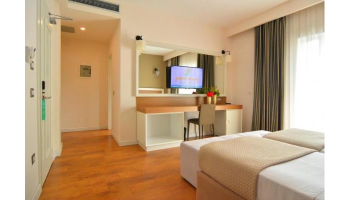 Sandy Beach Resort poza 4