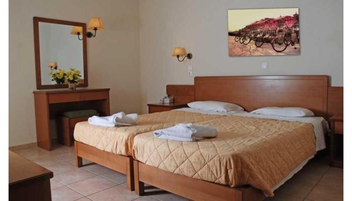 John Mary Apartments poza 12