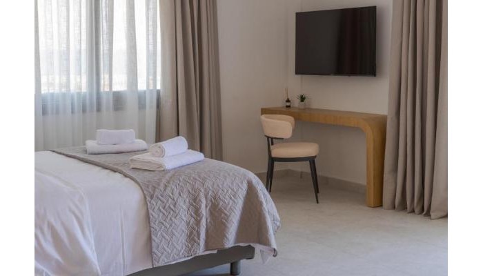 John Mary Apartments poza 10