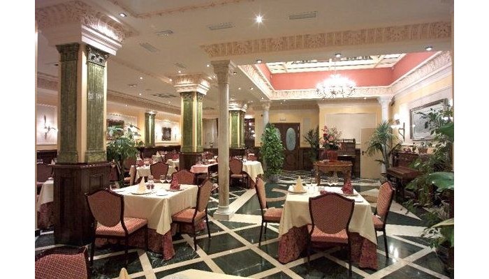 Hotel Reina Cristina poza 2