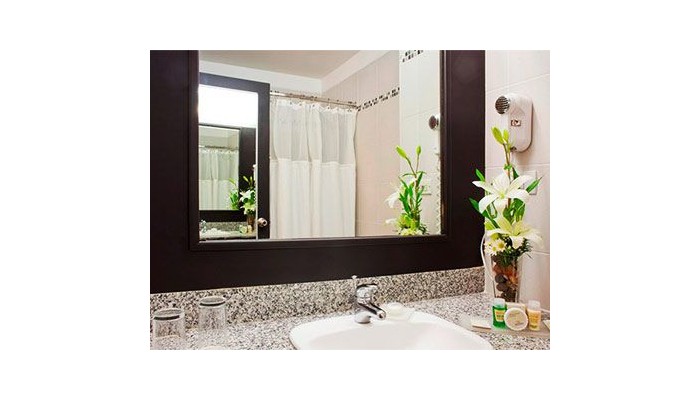 Hotel Howard Johnson Guayaquil poza 3