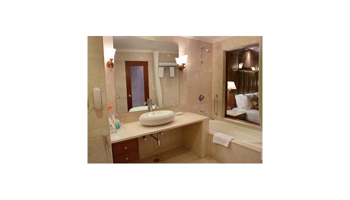 Hotel Acura Bmk poza 10