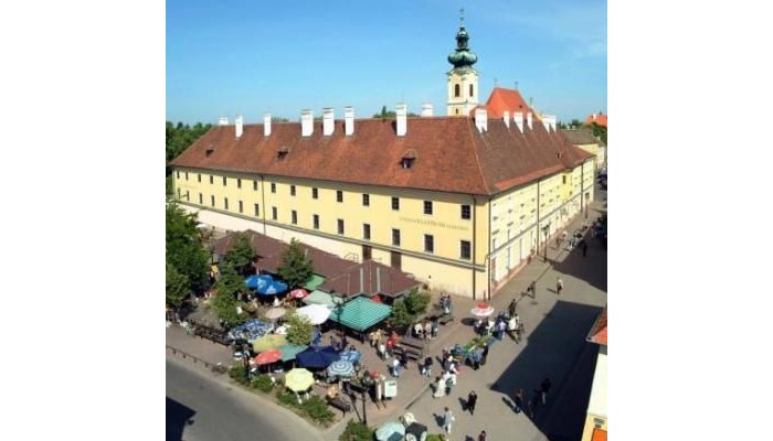 Hotel Klastrom poza 0