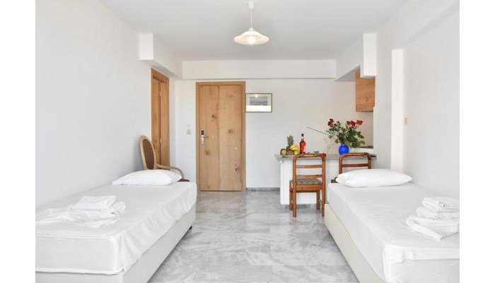 Artemis Hotel Apartments poza 3