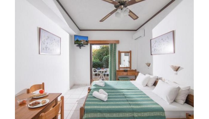 Iliostasi Beach Apartments poza 2