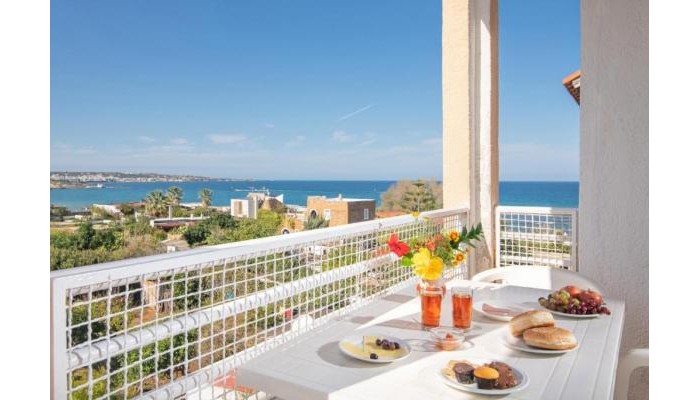 Iliostasi Beach Apartments poza 9