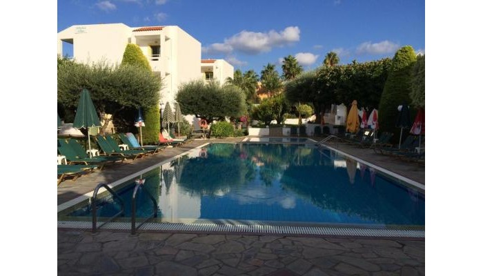 Nikolas Villas Apartments poza 9