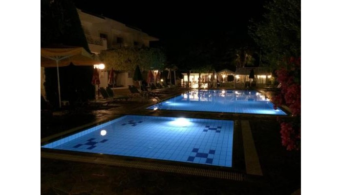 Nikolas Villas Apartments poza 11