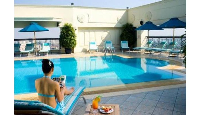 Hotel Renaissance Riverside poza 9