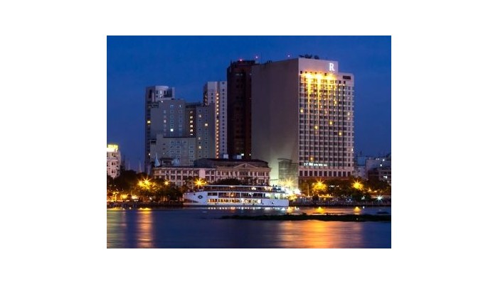 Hotel Renaissance Riverside poza 0