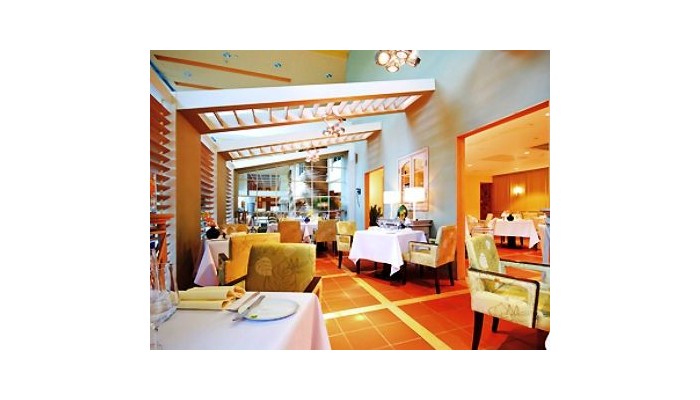 Hotel Sofitel Saigon Plaza poza 9