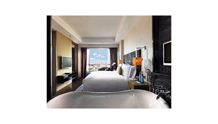 Hotel Sofitel Saigon Plaza poza 6