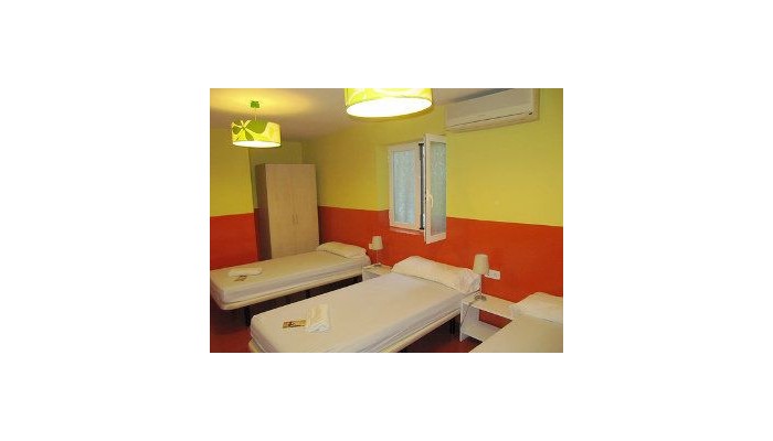 Hotel Garden House Hostel Barcelona poza 5