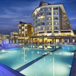 Imagine pentru Ramada Resort Kusadasi & Golf Cazare - Litoral Kusadasi la hoteluri cu Demipensiune 2027