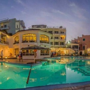 poza Minamark Beach Resort & Spa