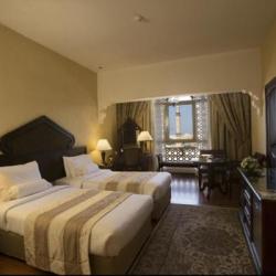Imagine pentru Arabian Courtyard Hotel And Spa Charter Avion - Emiratele Arabe Unite 2026
