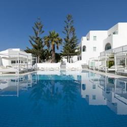 Imagine pentru Daedalus Hotel Charter Avion - Fira 2026