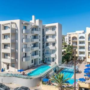 poza Hotel Lefkoniko Beach & Icarus Suite Apts