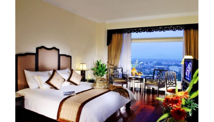 Imperial Hotel Hue poza 9