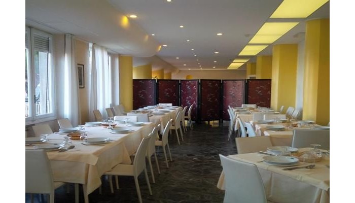 Hotel Robinia poza 3