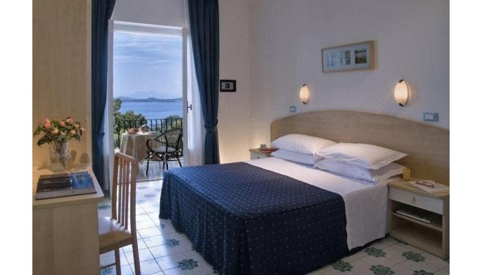 Hotel Villa Ireos poza 6