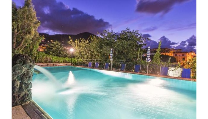 Vittoria Hotel poza 5