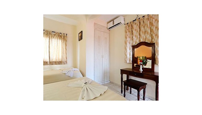 Hotel Bucaneros poza 11