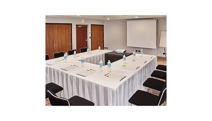 Hotel City Express Guadalajara Aeropuerto poza 8