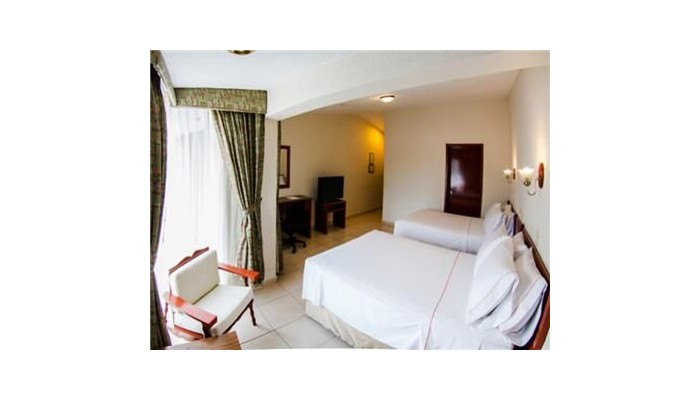 Hotel Estancia poza 1