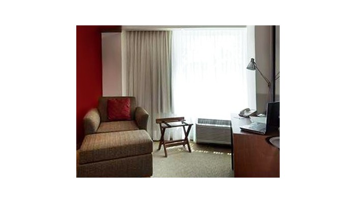 Hotel Hampton Inn By Hilton Guadalajara Expo poza 7