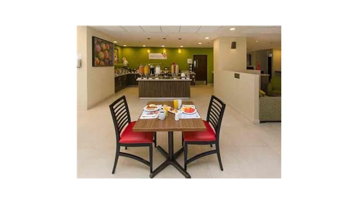 Hotel Holiday Inn Express Guadalajara Aeropuerto poza 5