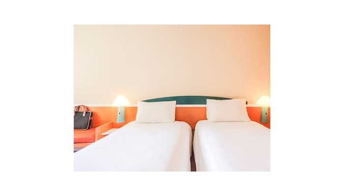 Hotel Ibis Guadalajara Expo poza 5